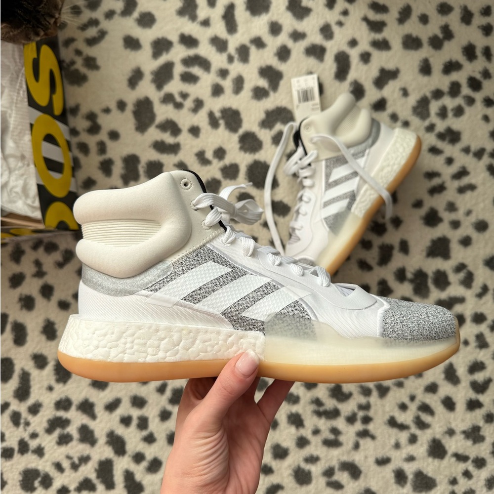 Men’s Adidas Marquee Boost Basketball Sneakers - Size 9.5 NWT
